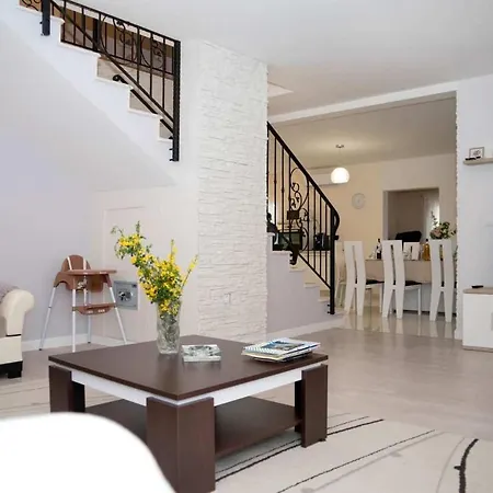 Villa Afrodita *