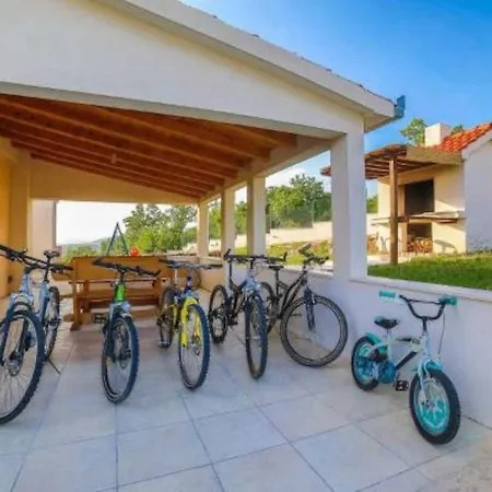 Afrodita Villa Lecevica